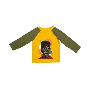 Beautiful black art graphic tee